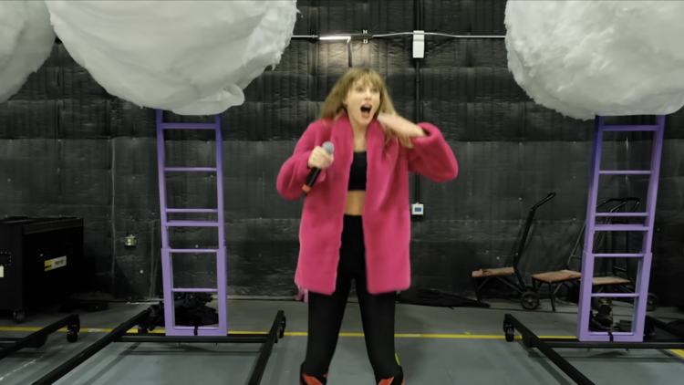 Taylor Swift, Travis Kelce