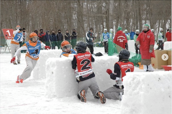 Snowball fight Photo Credit: Instagram/ @thejapancurrykol
